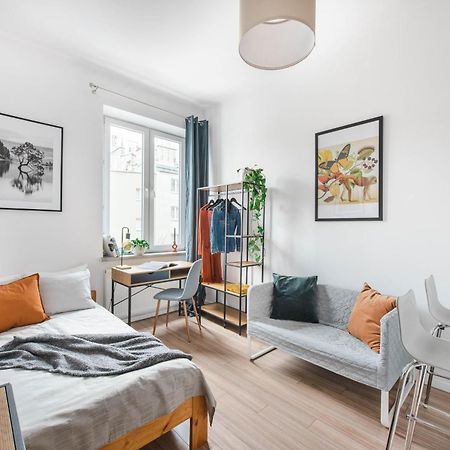 Krakowcharm Apartment No1C - City Center Close To The Fast Train To The Airport Exterior photo